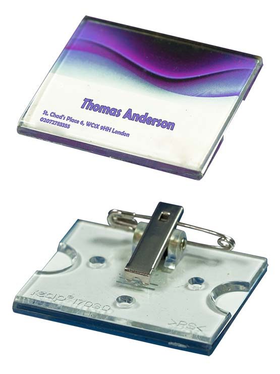 Porta ID con imperdible y clip grande