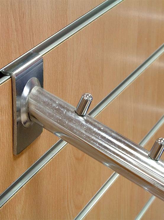 Barra Colgador para Fondo Lama ovalada con bolas inclinada detalle