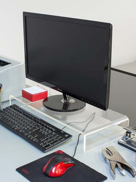 Soporte de metacrilato para monitor 2018